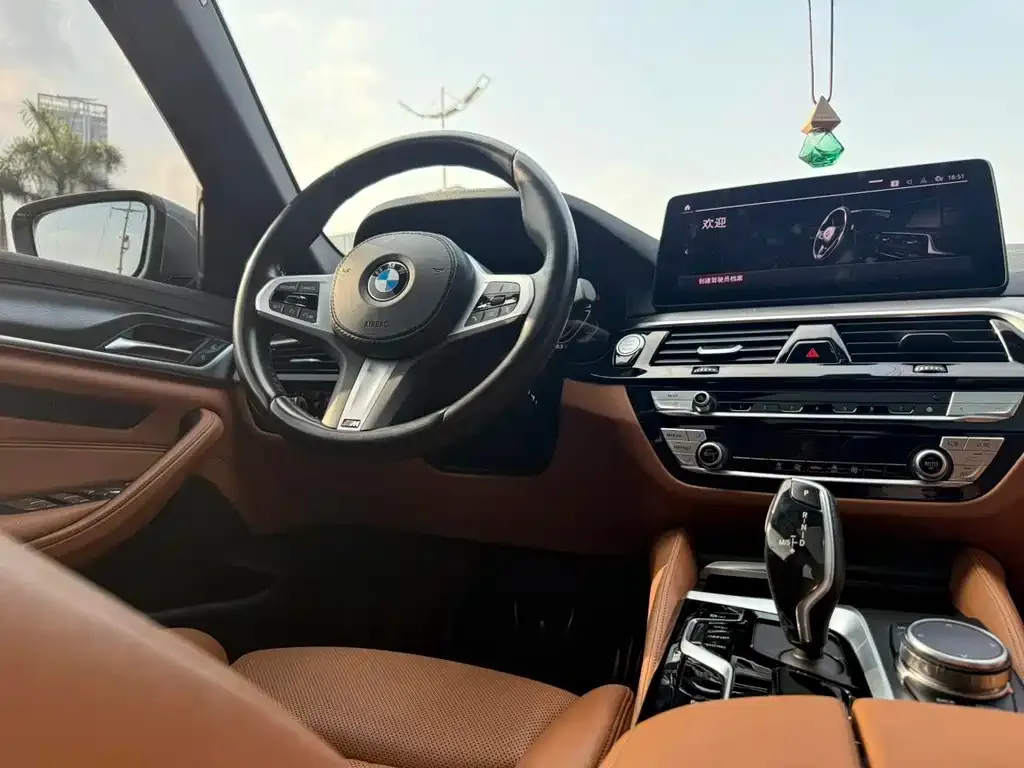 BMW 5 Series (Import) — фото 9
