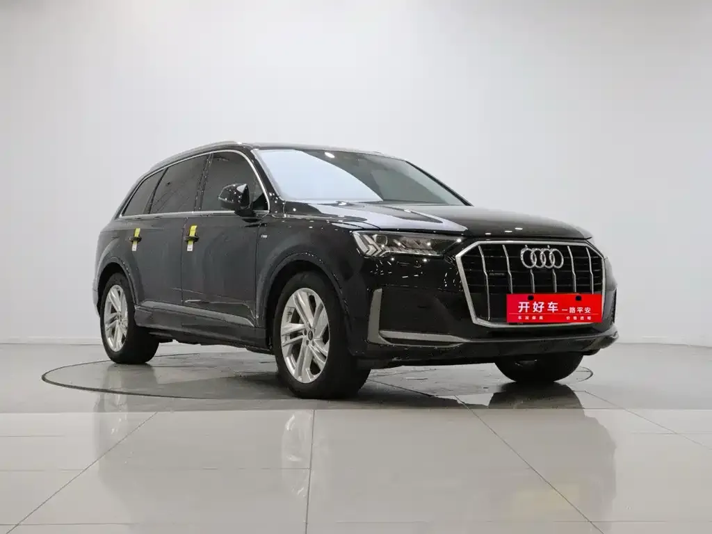 Audi Q7 — фото 3