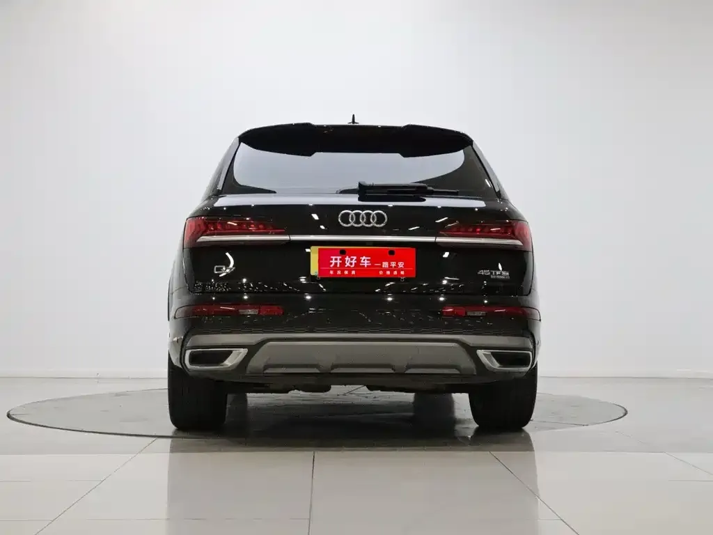 Audi Q7 — фото 6
