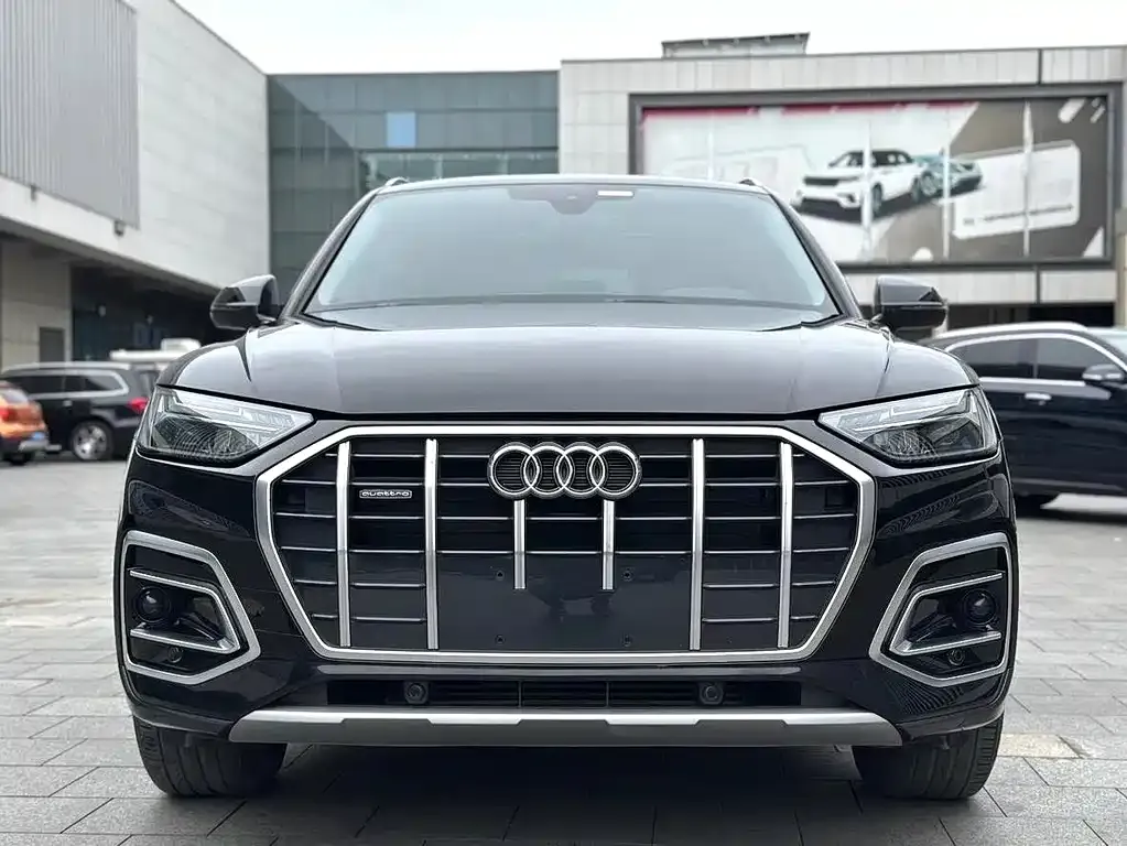 Audi Q5L — фото 7