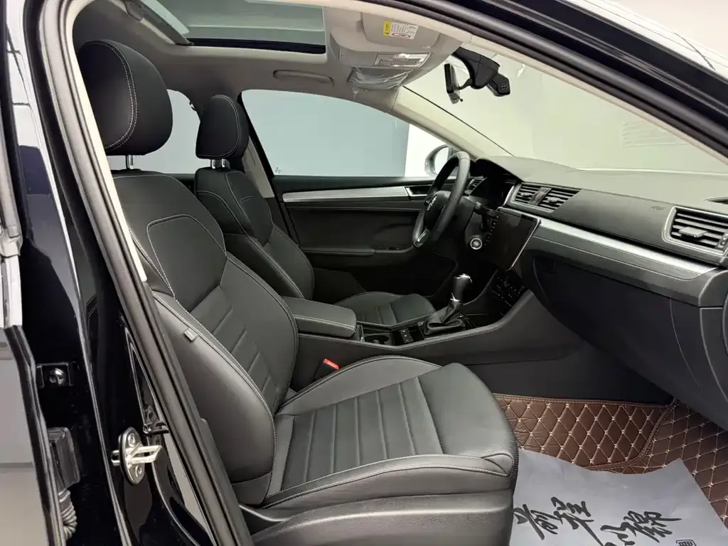 Skoda Superb — фото 3