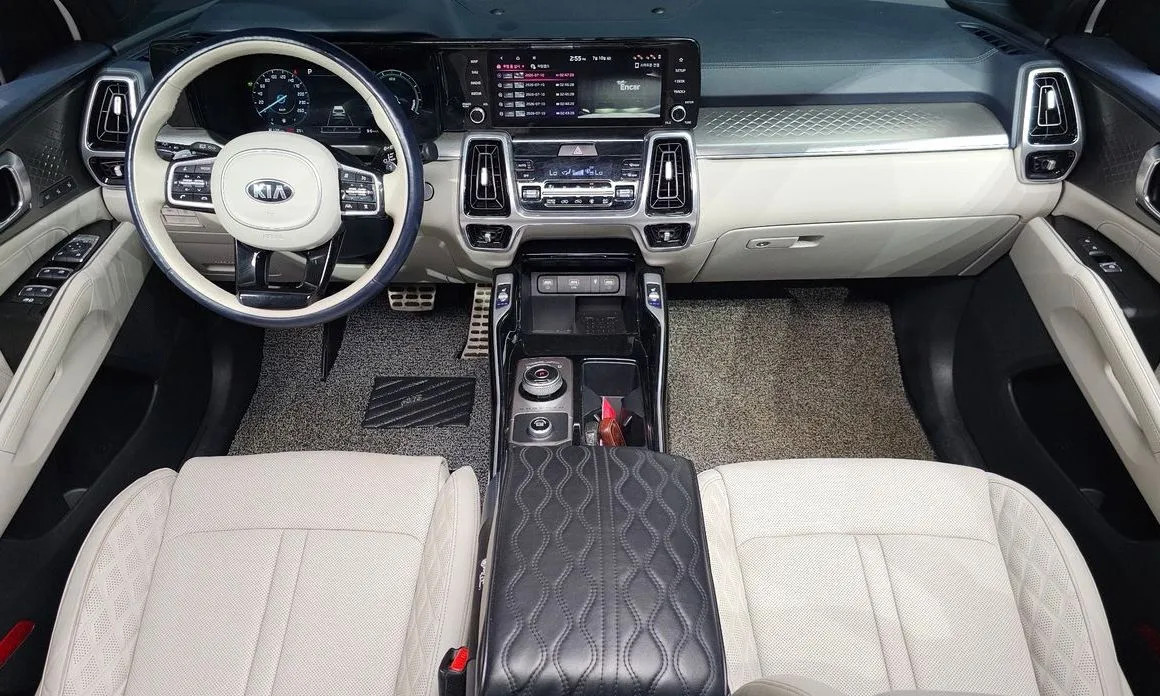 Kia Sorento — фото 8