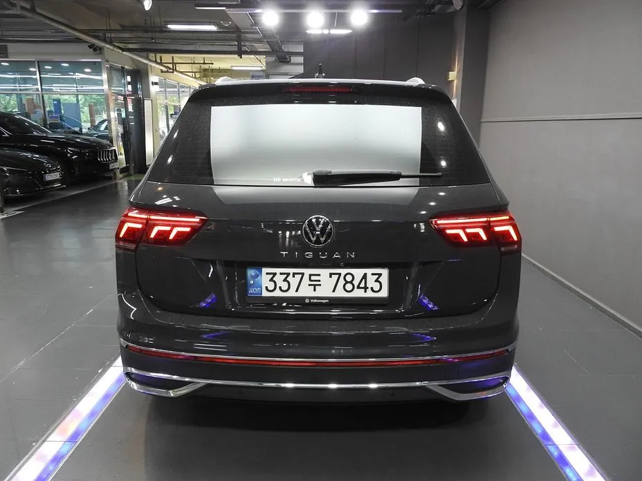 Volkswagen Tiguan — фото 4