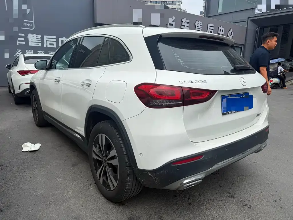 Mercedes-Benz GLA — фото 3