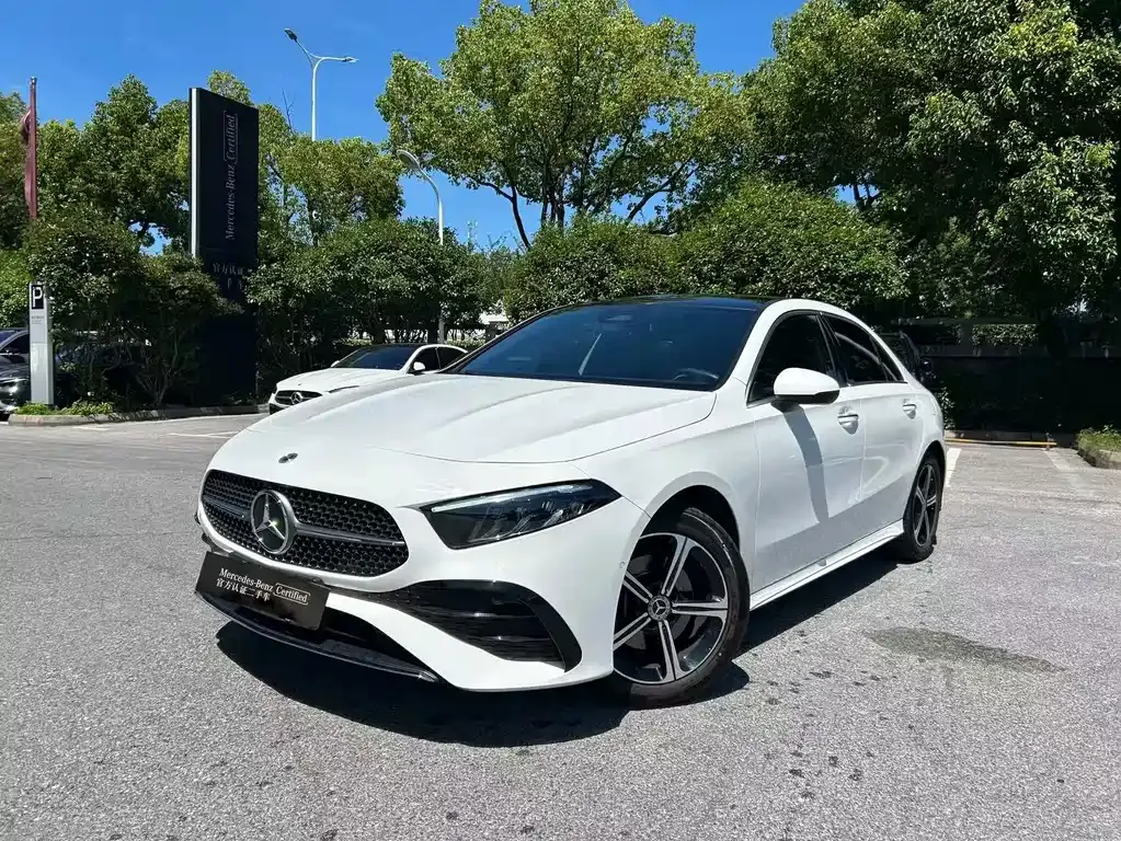 Mercedes-Benz A-Class — фото 1
