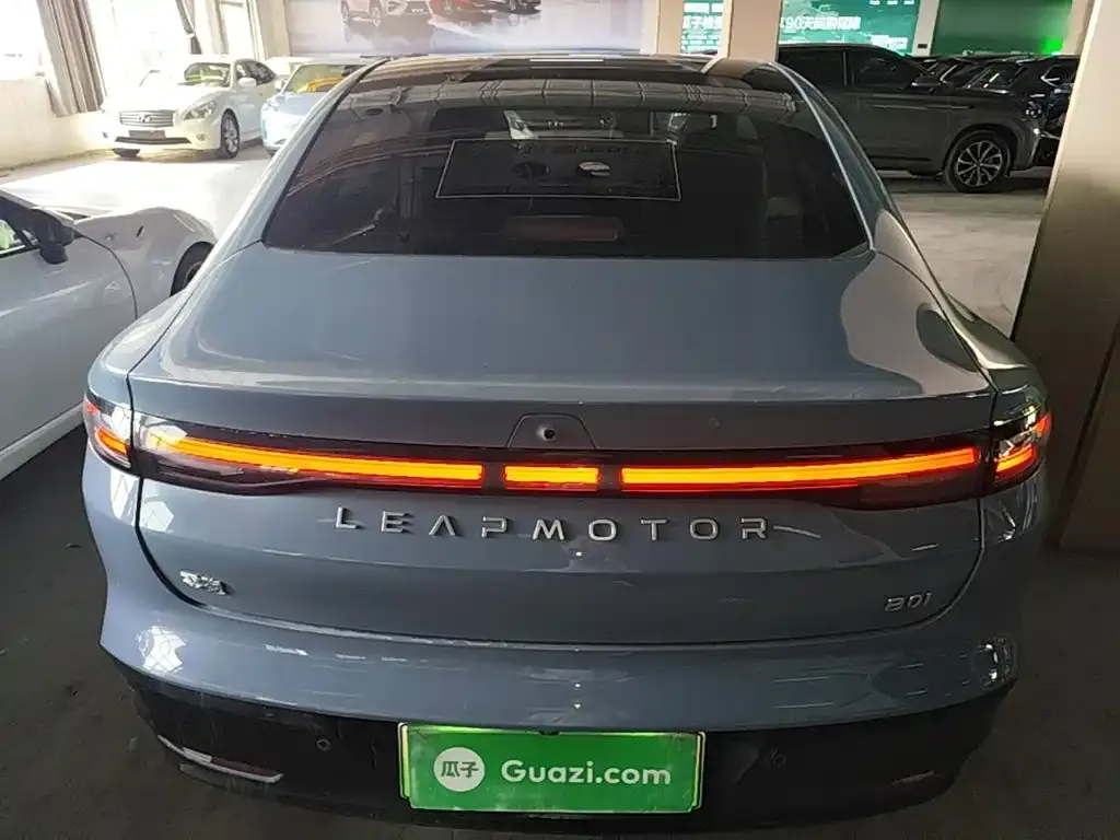 Leapmotor Leapmotor B01 — фото 7