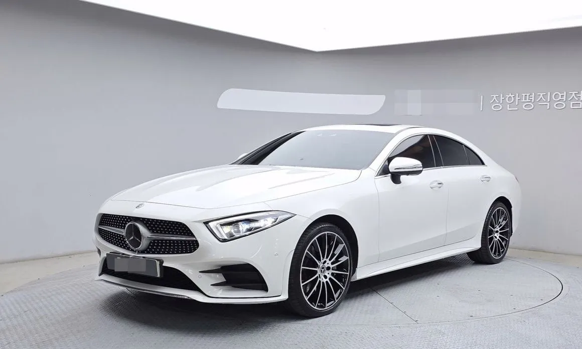 Mercedes-Benz CLS-Class — фото 1