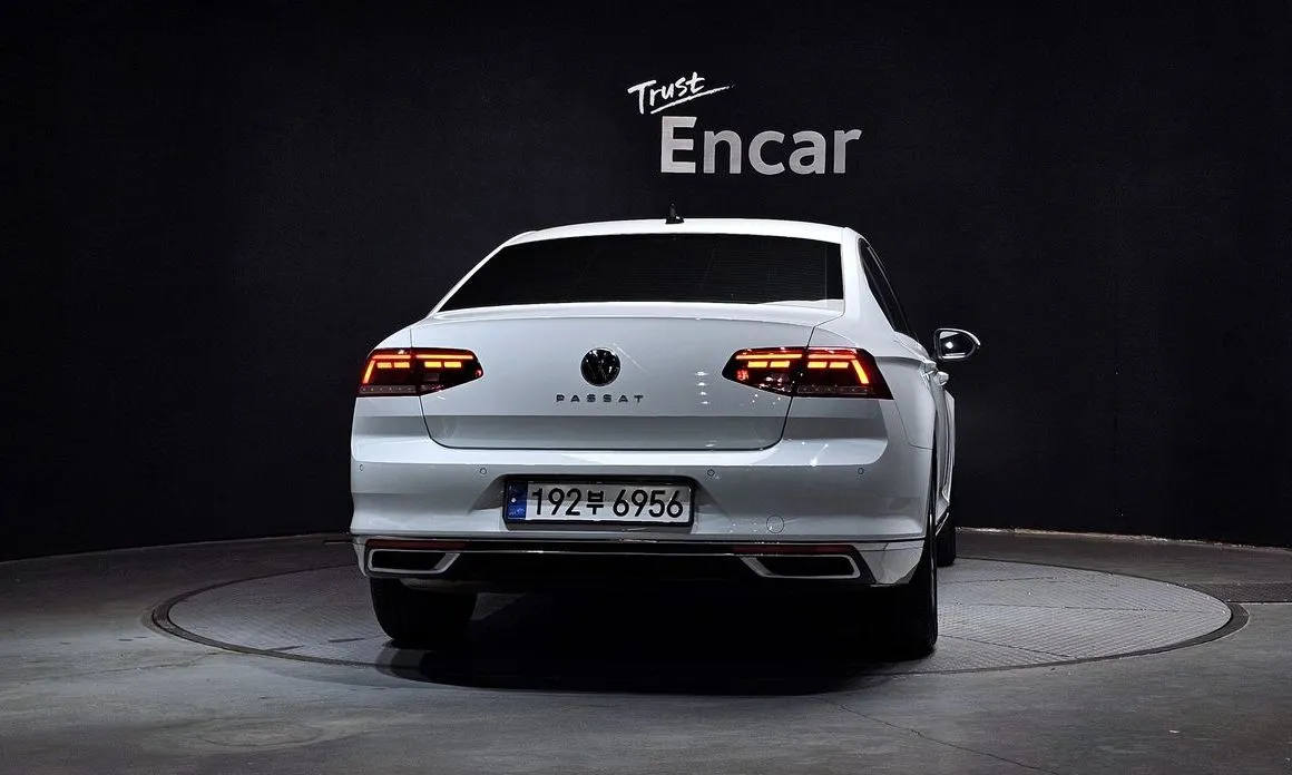 Volkswagen Passat — фото 2