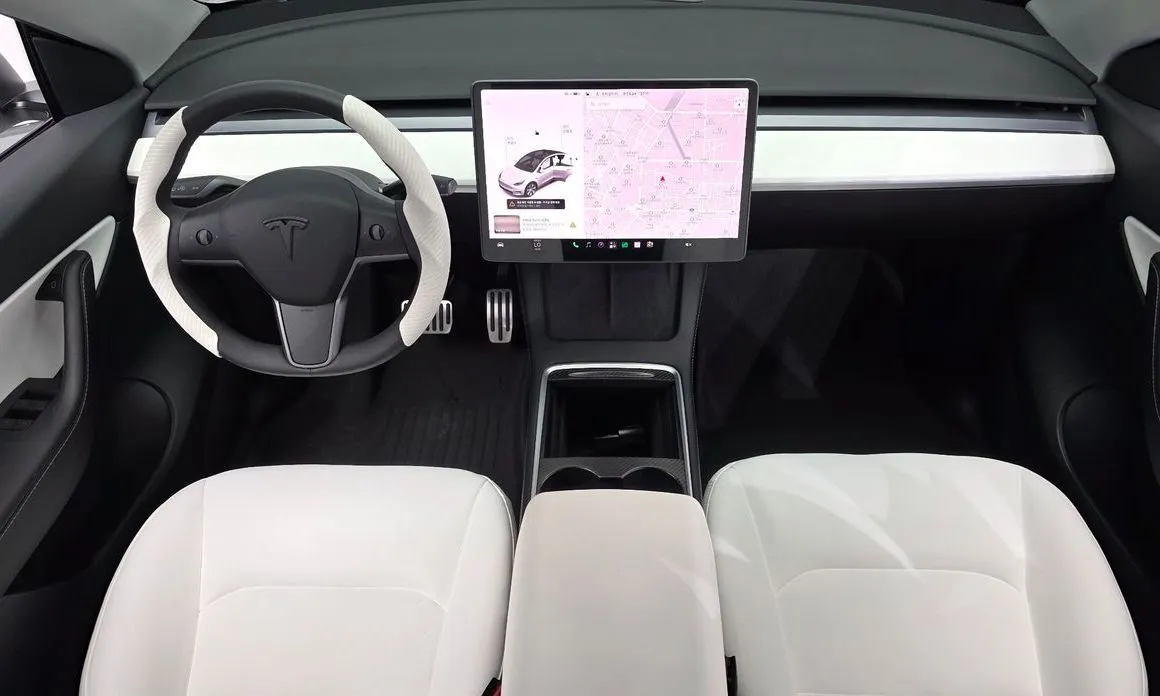 Tesla Model Y — фото 4