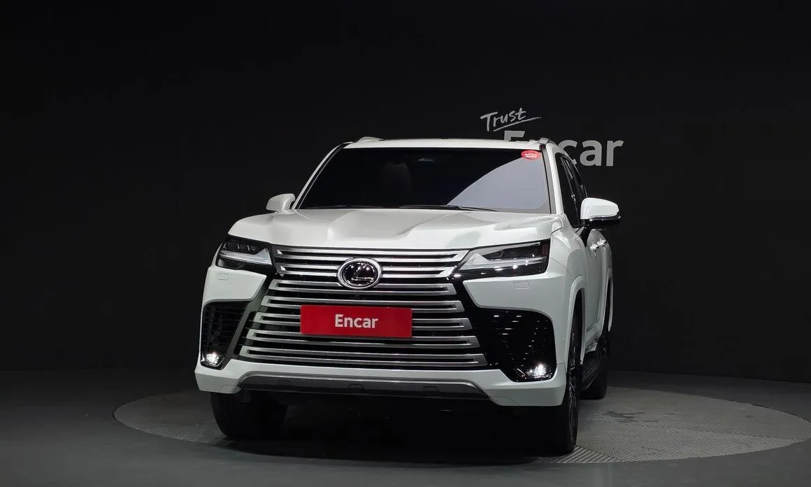 Lexus LX — фото 4
