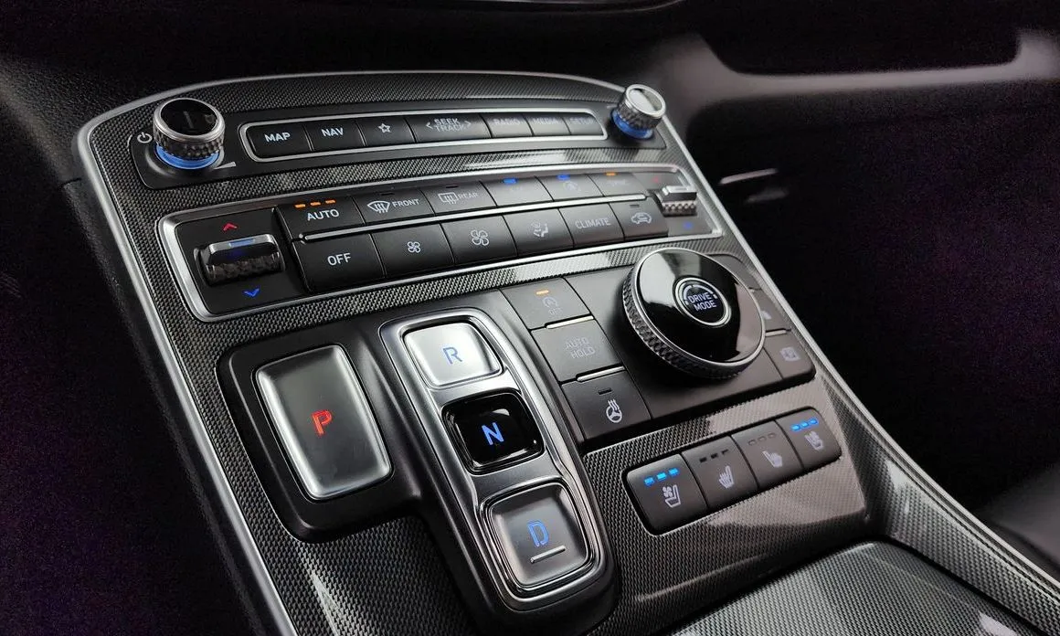 Hyundai Santafe — фото 9