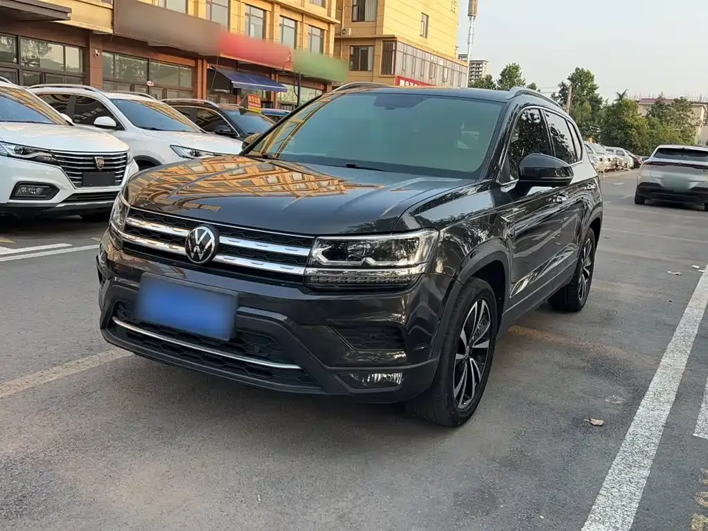 Volkswagen Tharu — фото 1