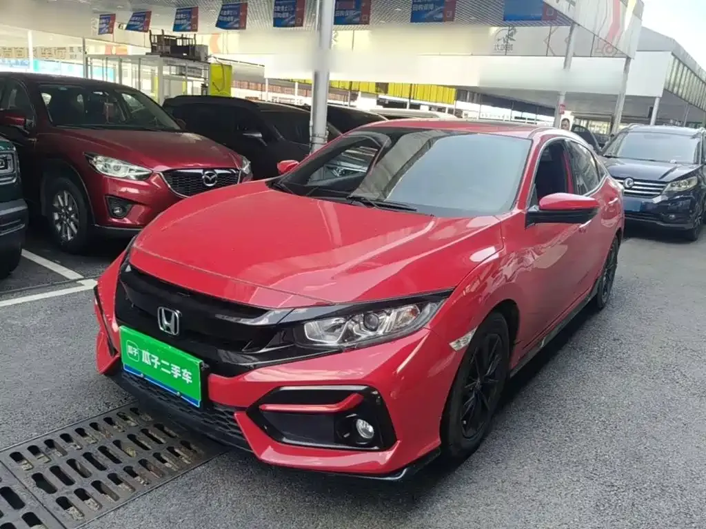 Honda Civic — фото 1