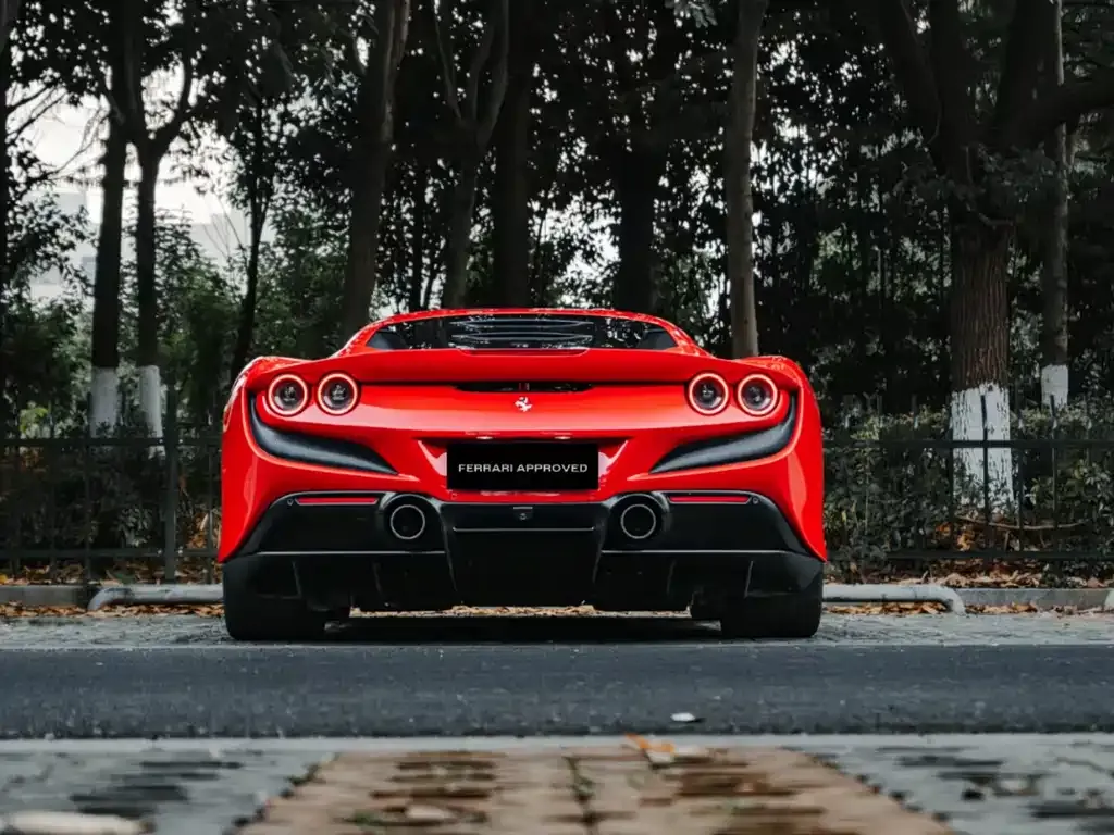 Ferrari F8 — фото 7