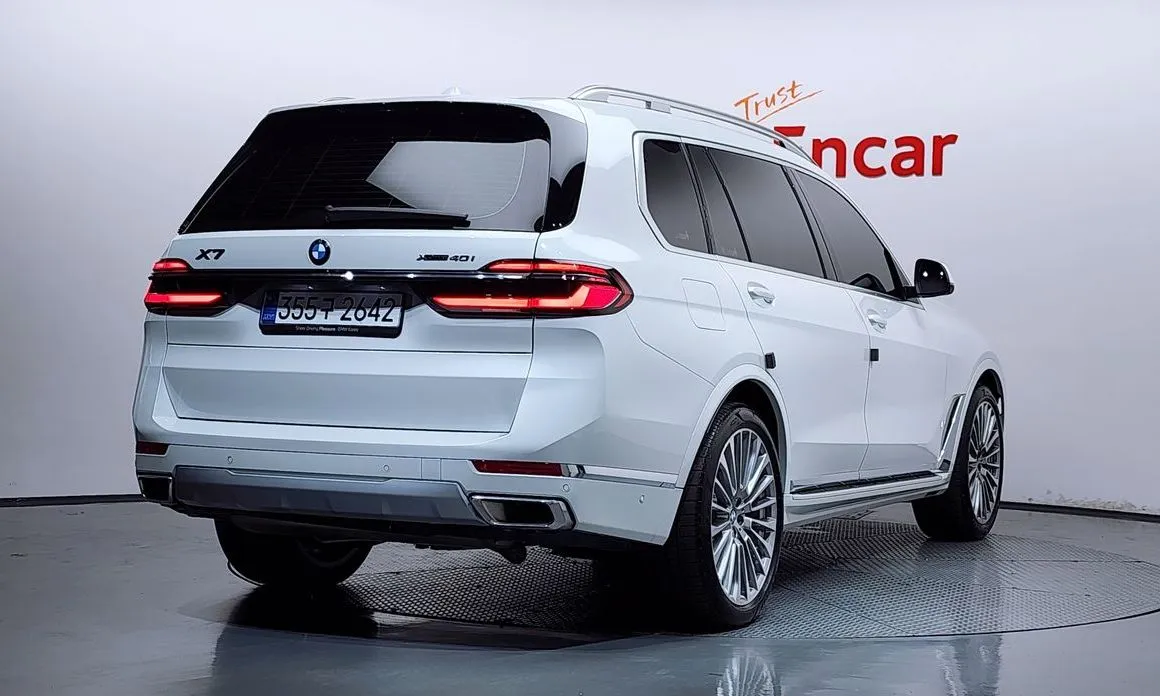 BMW X7 — фото 2