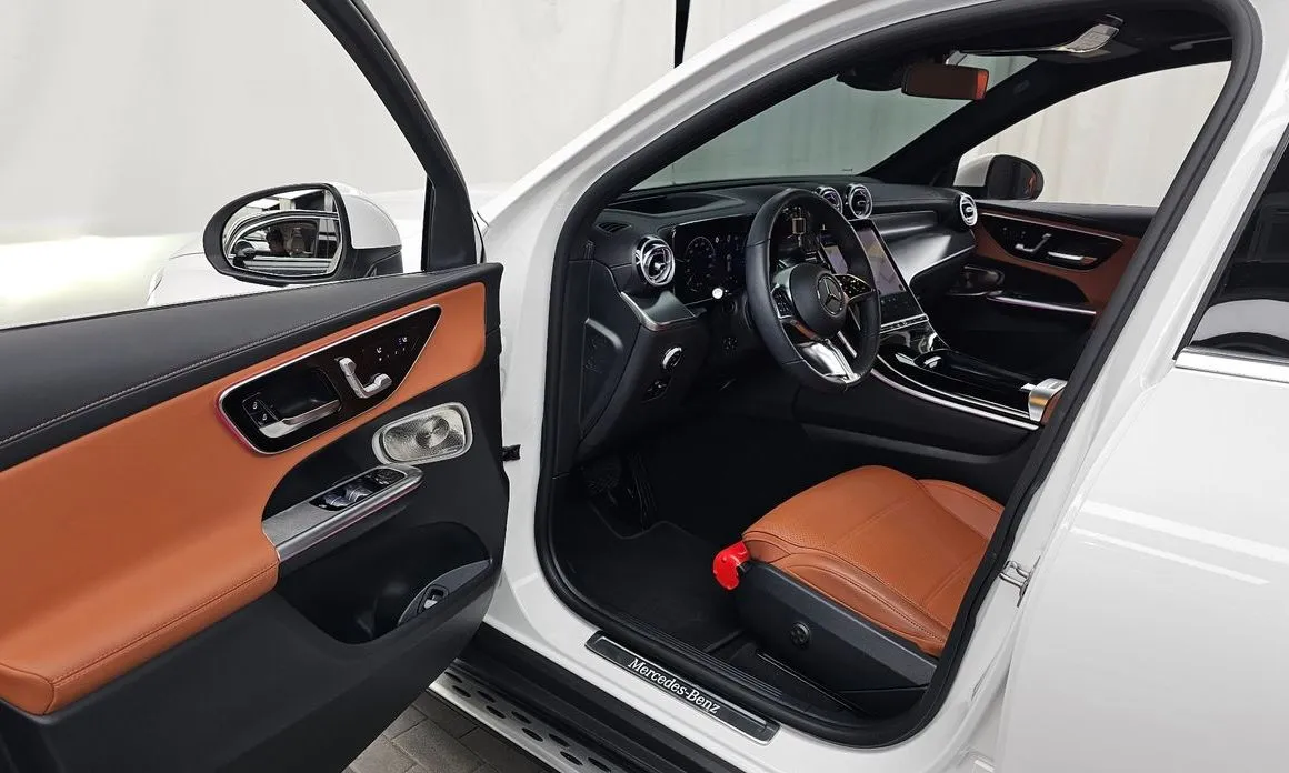 Mercedes-Benz GLC-Class — фото 10