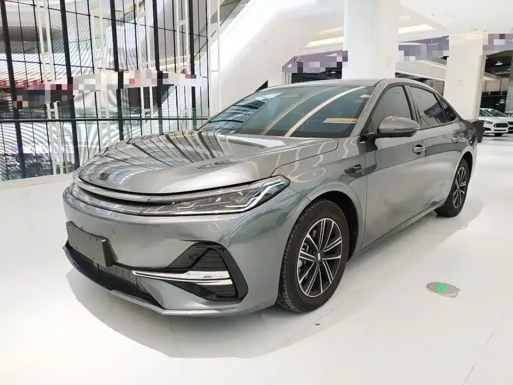 Geely 银河A7 EM — фото 1