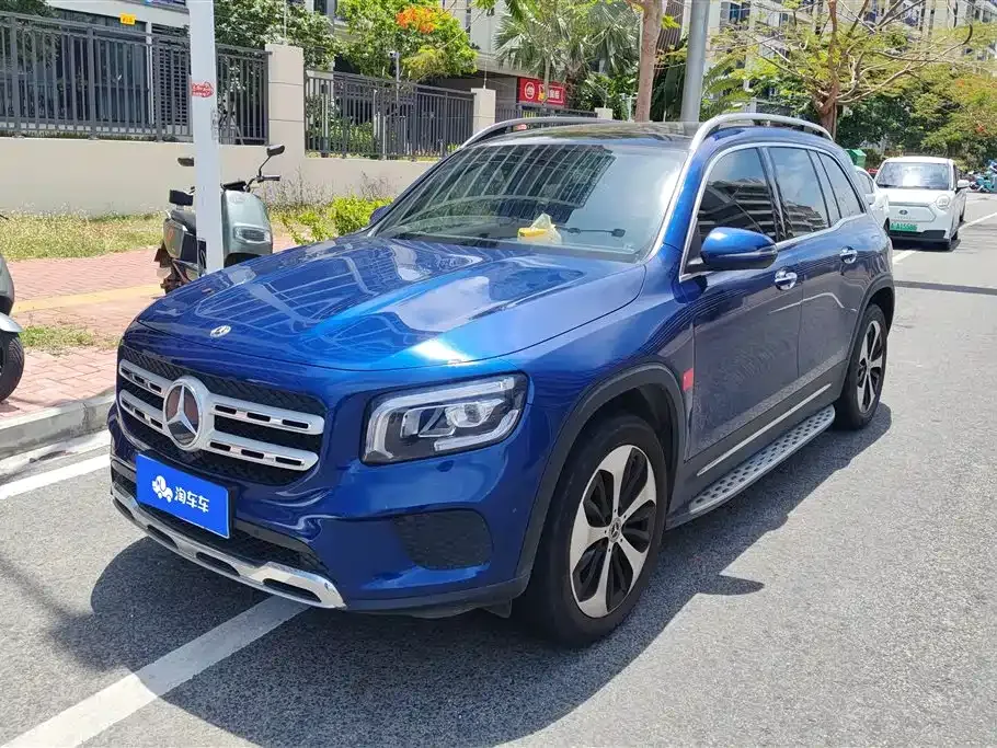 Mercedes-Benz GLB — фото 1