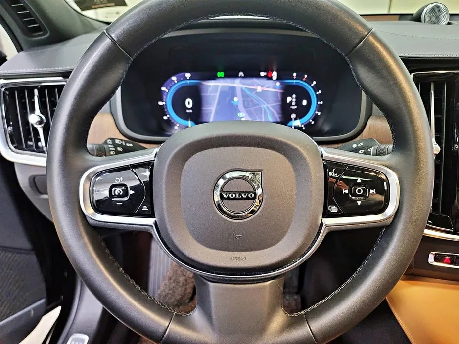 Volvo S90 — фото 6