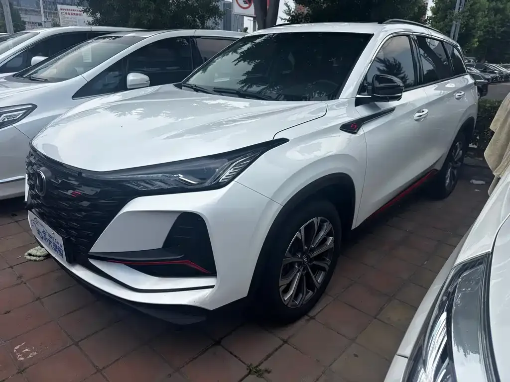 Changan CS75PLUS — фото 1