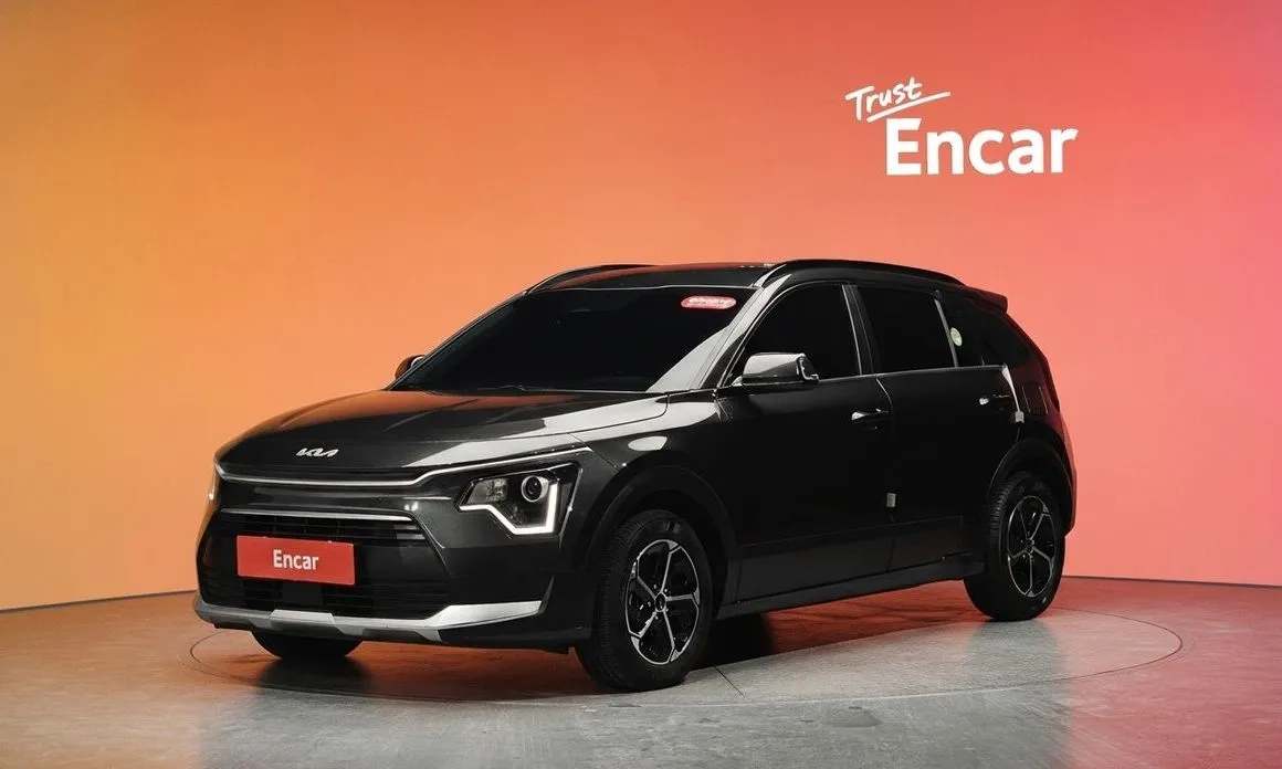 Kia Niro — фото 1