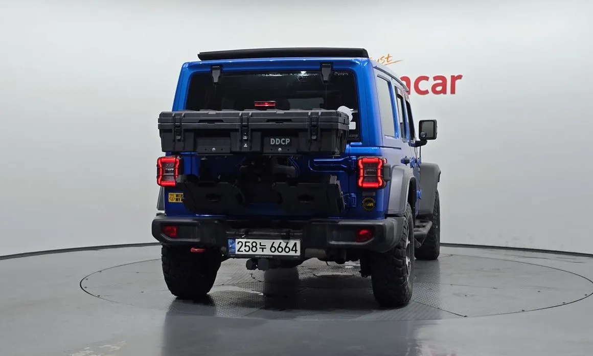 Jeep Wrangler — фото 5