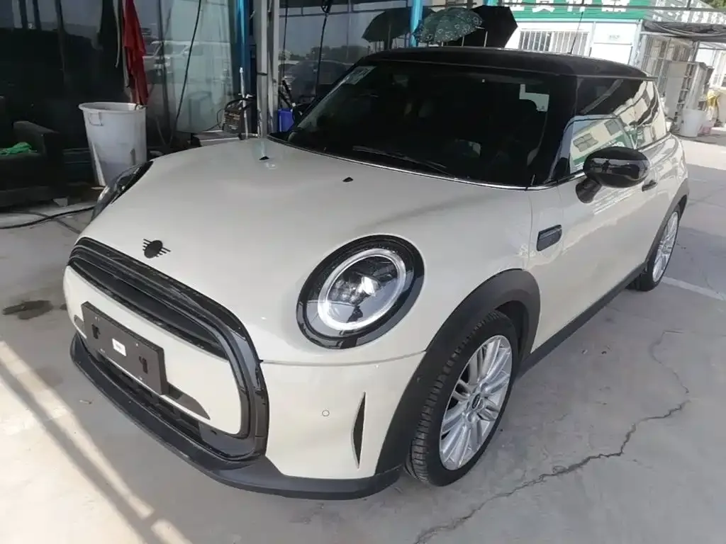 MINI Cooper (3-door) — фото 1