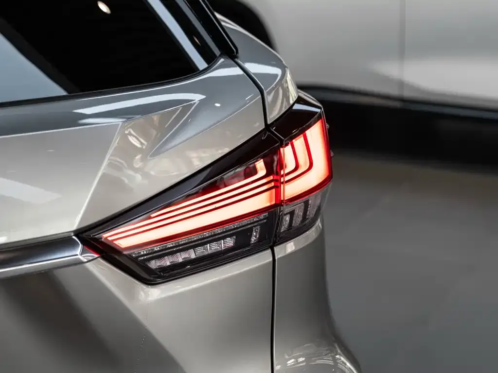 Lexus RX — фото 1