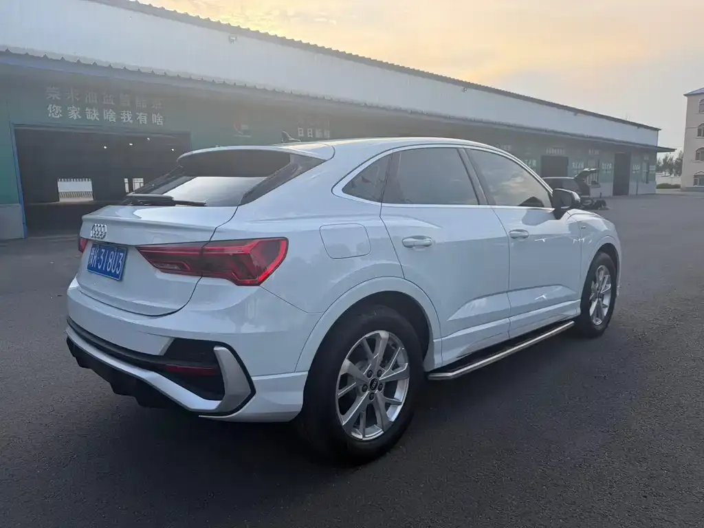 Audi Q3 Sportback — фото 3