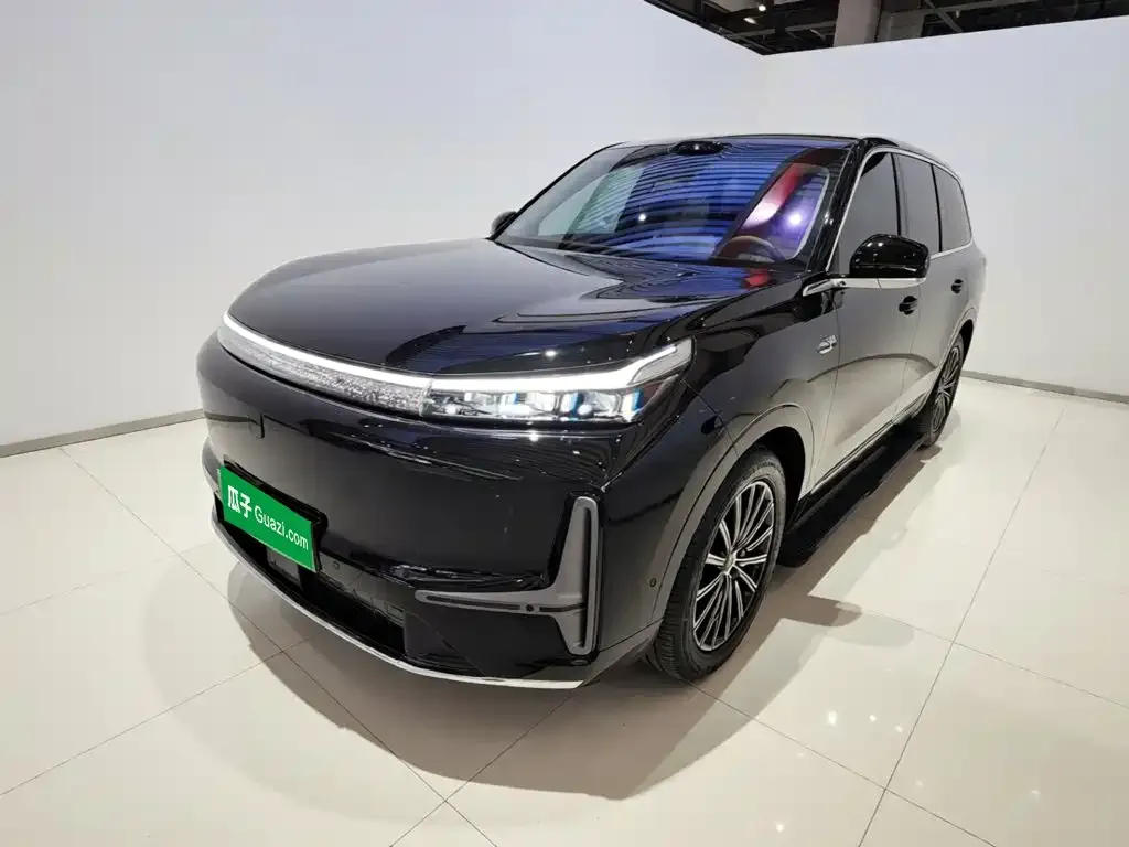 Geely Galaxy M9 — фото 6