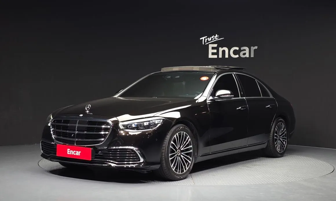 Mercedes-Benz S-Class — фото 1