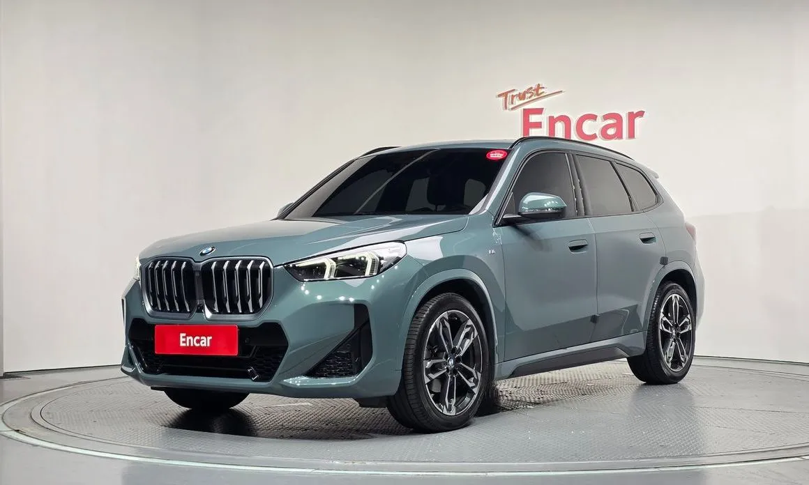 BMW X1 — фото 1