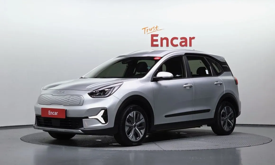 Kia Niro — фото 1