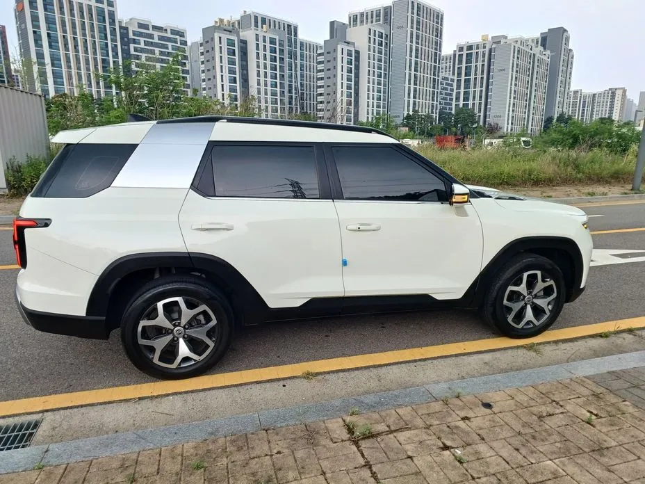 KG Mobility (Ssangyong) Torres — фото 9