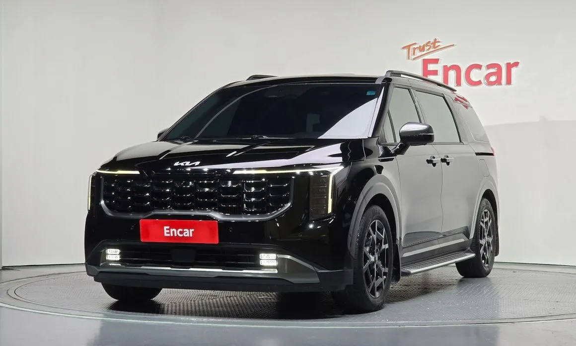Kia Carnival — фото 1