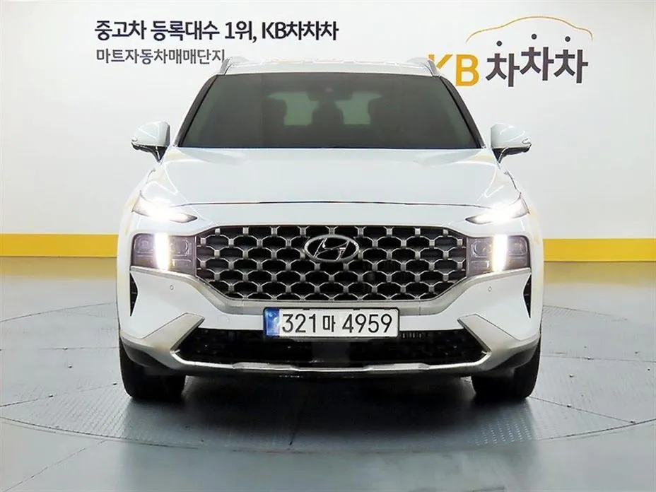 Hyundai Santafe — фото 1