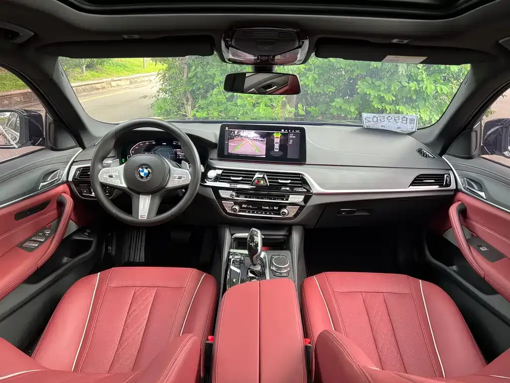 BMW 5 Series — фото 6
