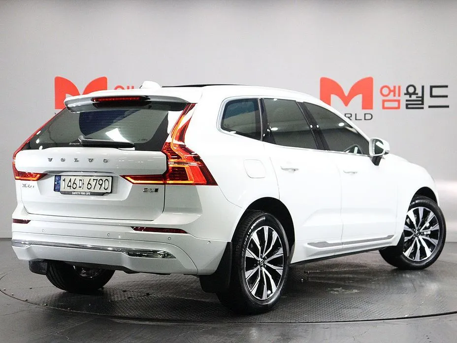 Volvo XC60 — фото 4