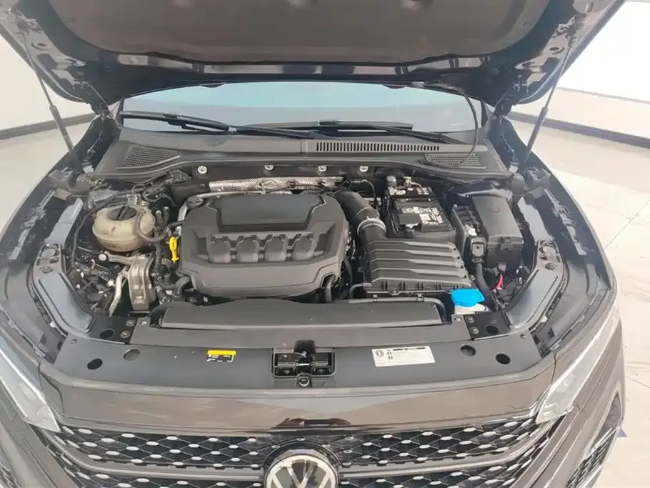 Volkswagen Passat — фото 7
