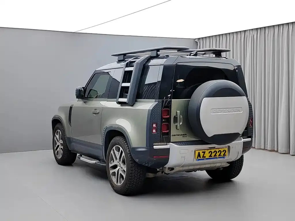 Land Rover Defender — фото 7