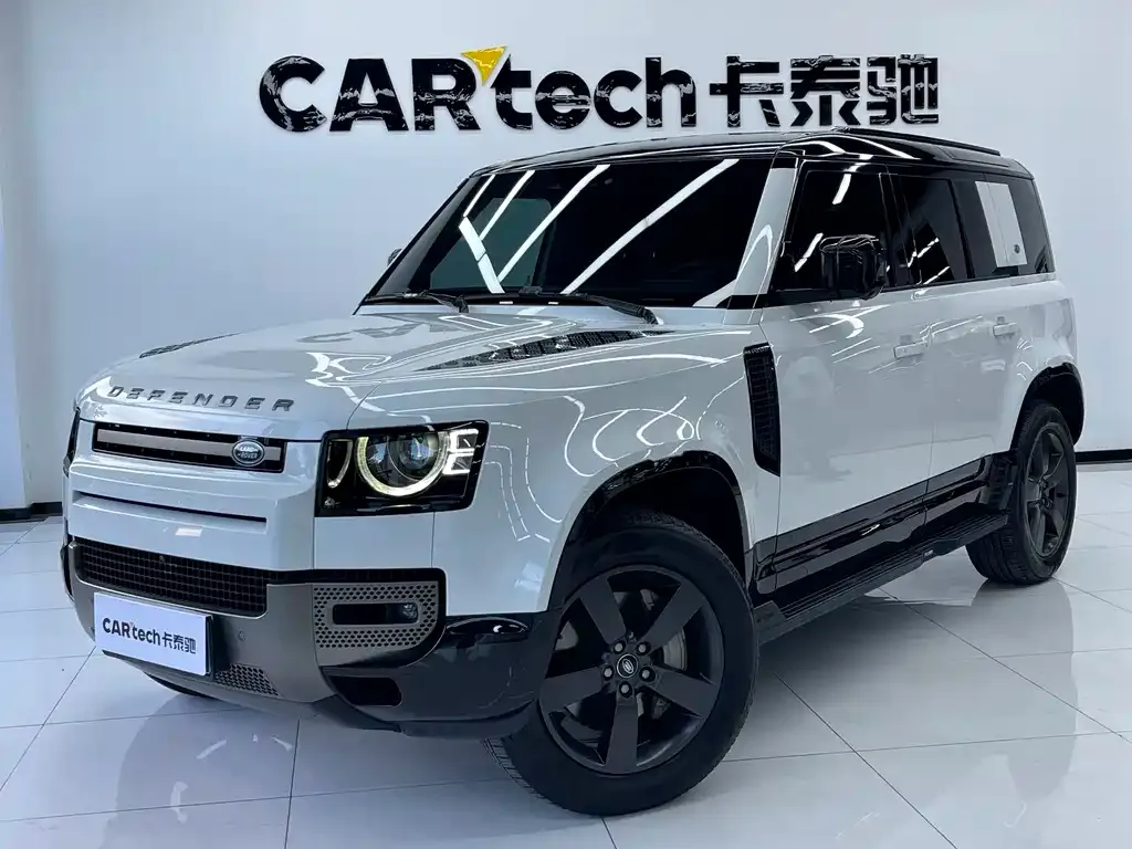 Land Rover Defender — фото 1