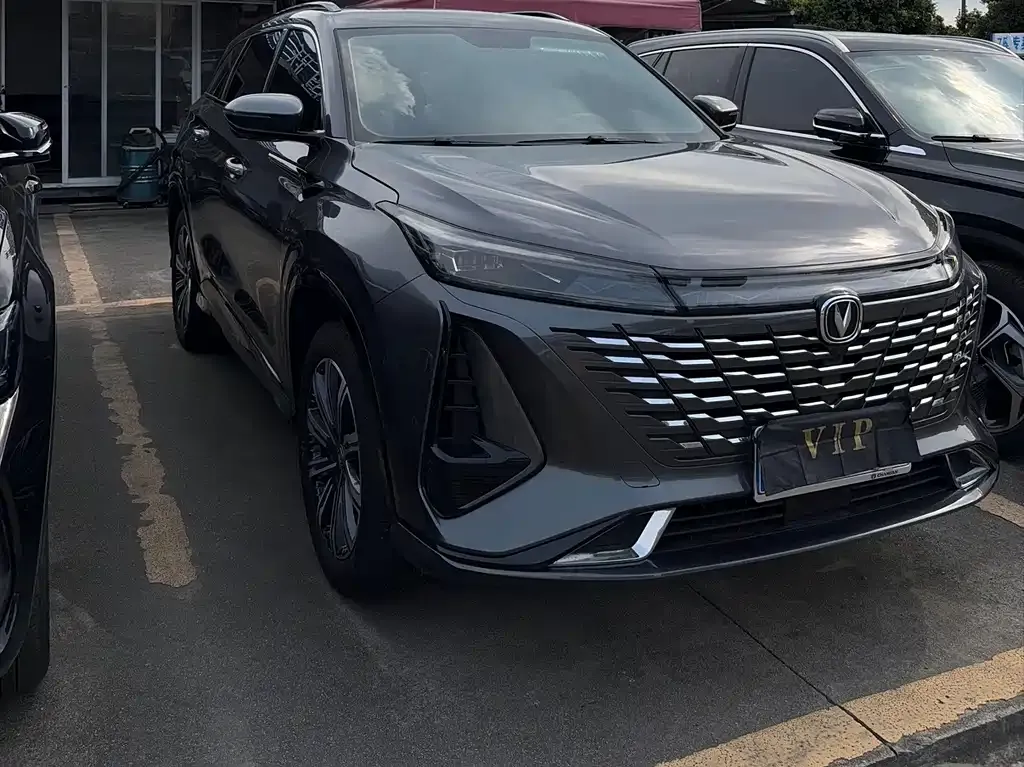 Changan CS75PLUS — фото 2