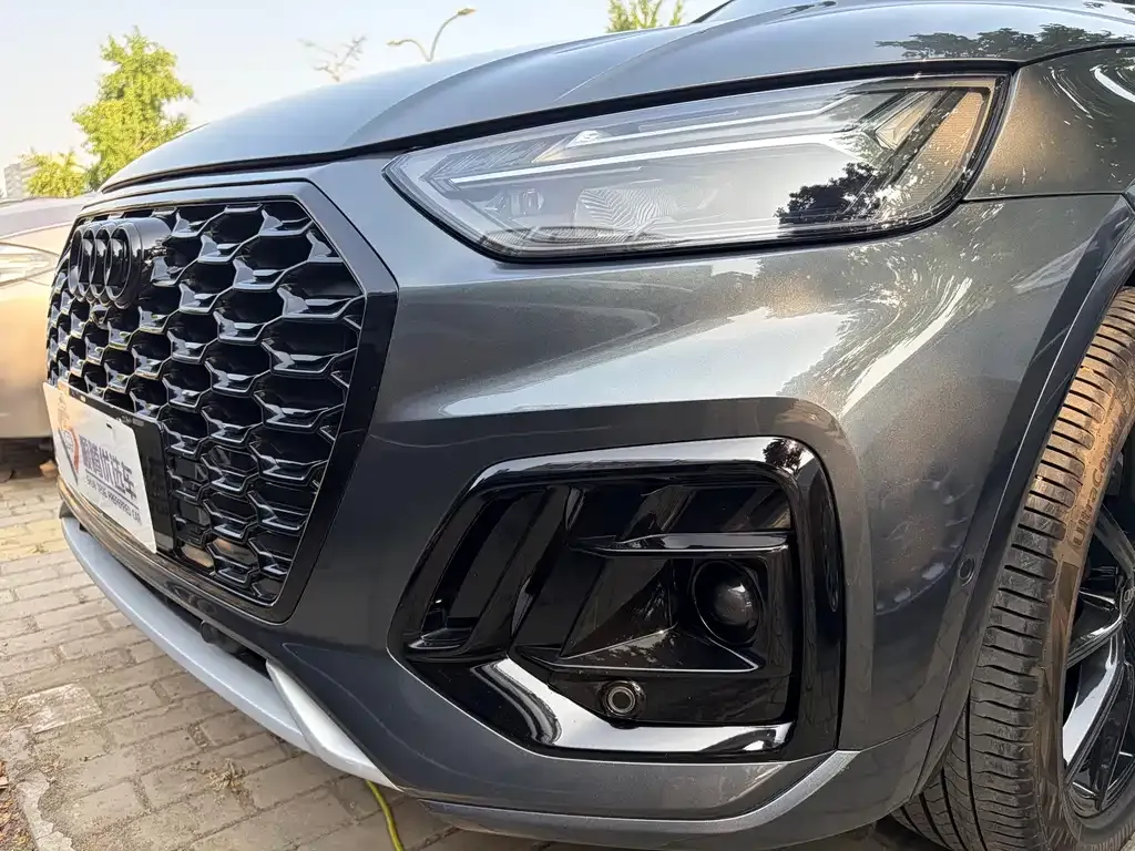 Audi Q5L Sportback — фото 6