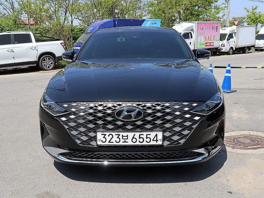 Hyundai Grandeur — фото 1