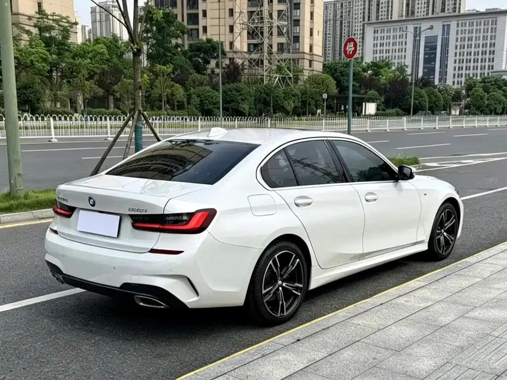 BMW 3 Series — фото 4