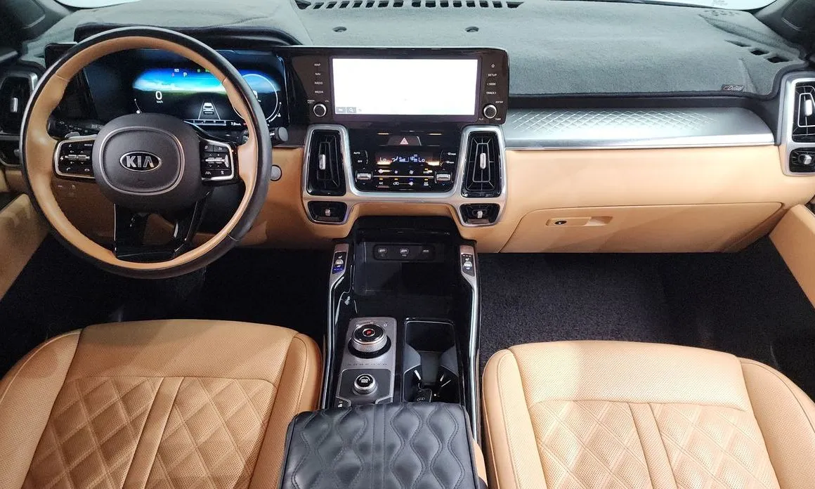 Kia Sorento — фото 6