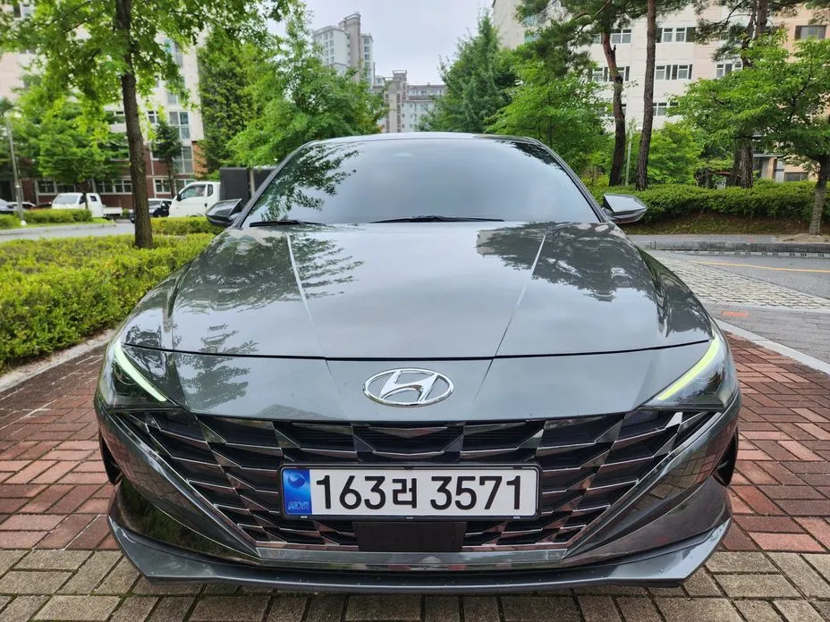 Hyundai AVANTE — фото 1