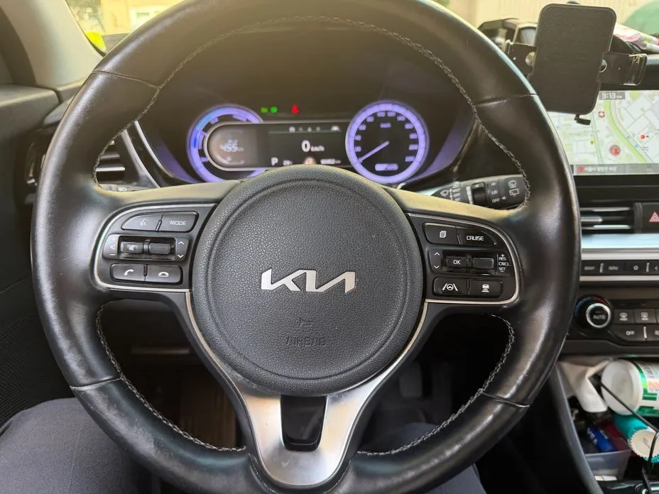 Kia Niro — фото 10