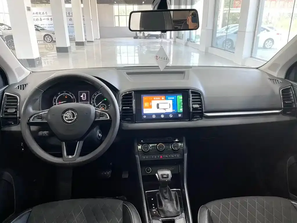 Skoda Karoq — фото 4