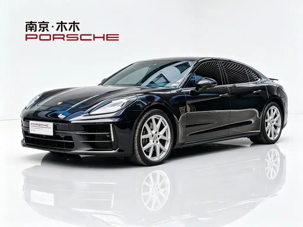 Porsche Panamera — фото 1